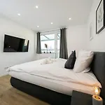 Apartment - 3 Bedroom - 6 Person