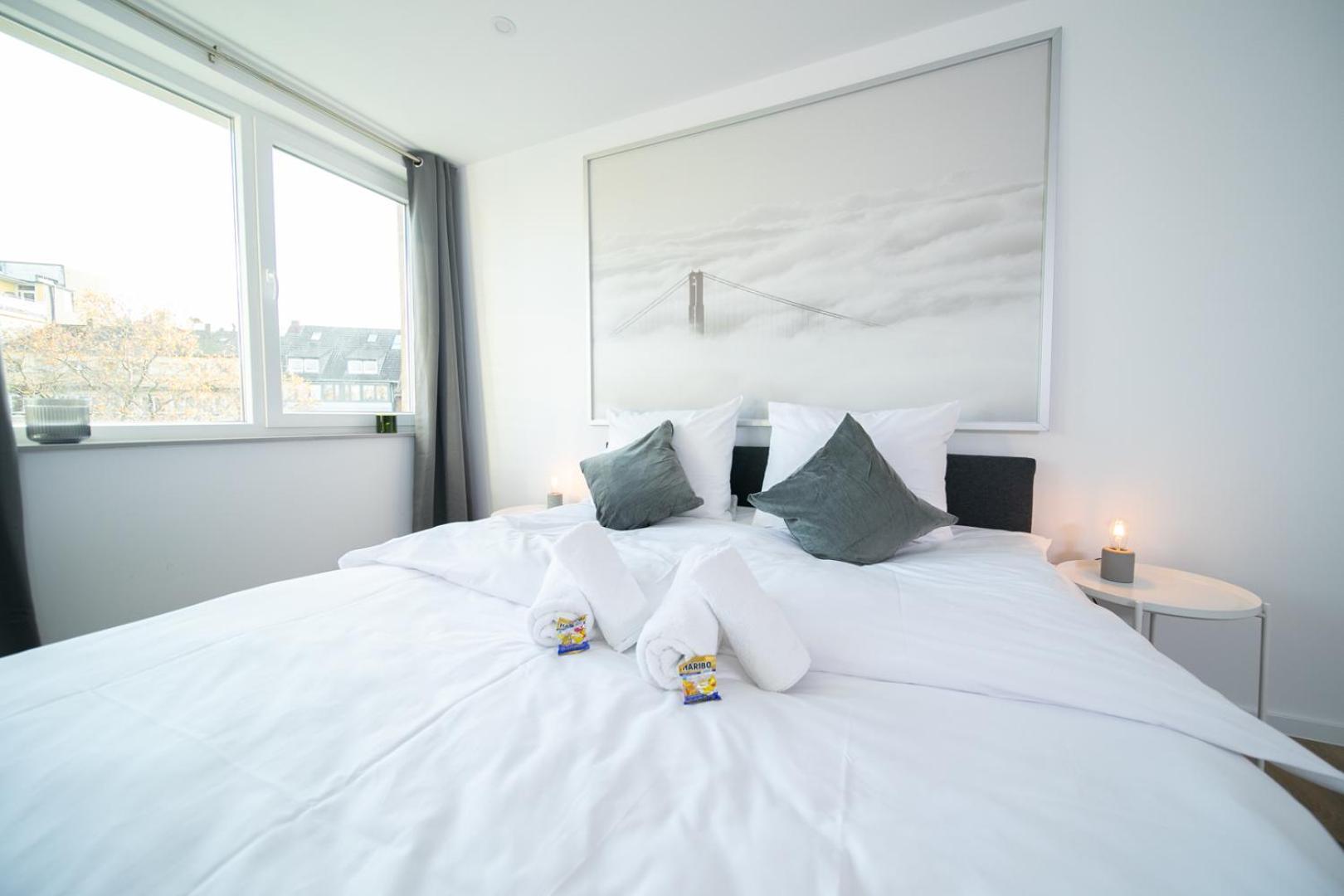 - 3 Bedroom - 6 Person Apartment